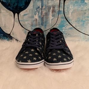 Woman's Vans Size 10.5